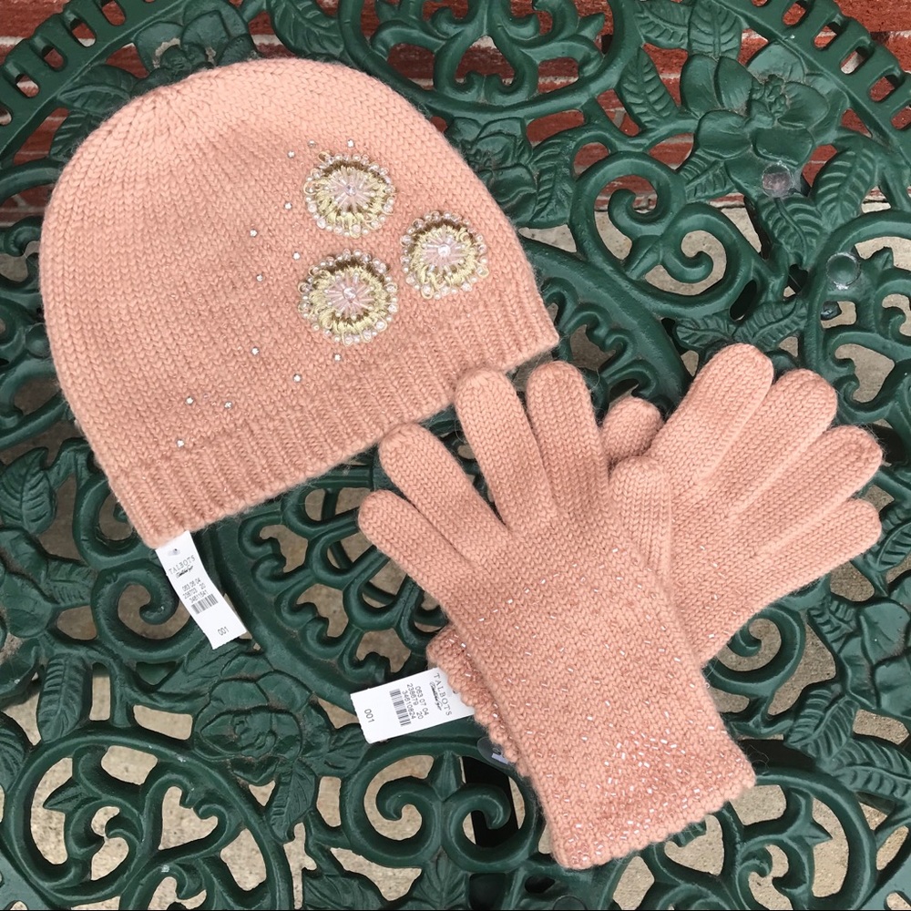 Talbots Hat and Glove Set